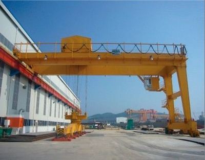 橋式起重機 高效工業搬運的支柱